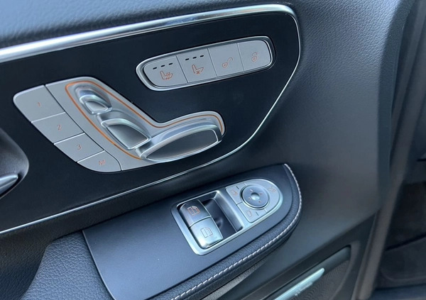 Mercedes-Benz EQV cena 399855 przebieg: 10, rok produkcji 2023 z Rumia małe 781